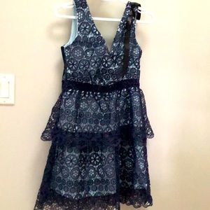 Self-portrait look alike dress.